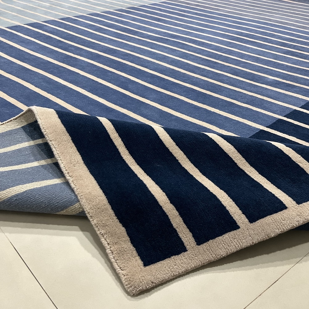 Hand-knotted Precision